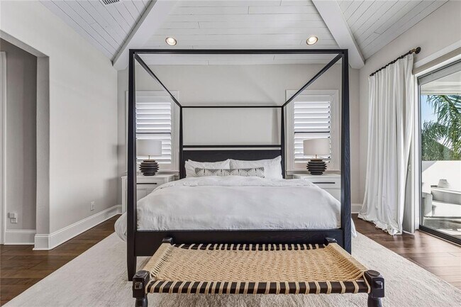 Building Photo - 459 20th Ave