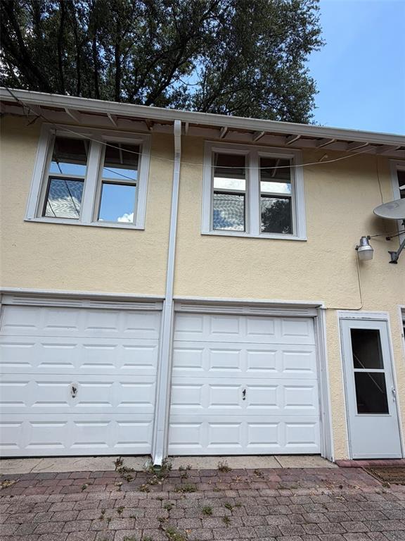 Building Photo - 639 E Amelia St