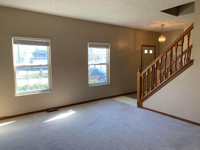 Building Photo - 620 Laurel Oak Ct