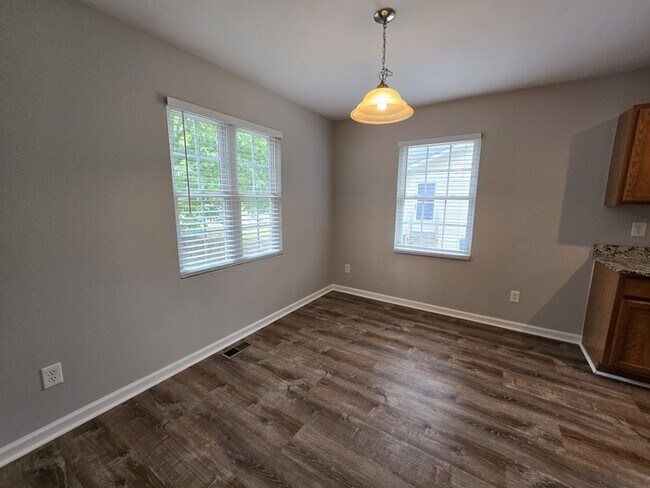 Building Photo - !!!!300 Off Rent!!! Available Now! Great Durham location newly remodeled. Single family home.