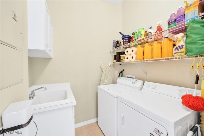 Building Photo - 1905 Seville Blvd