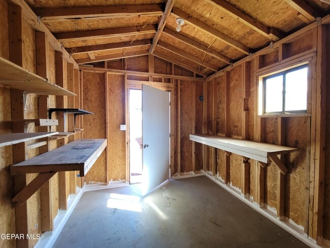 Building Photo - 8695 Pilgrimage Cir