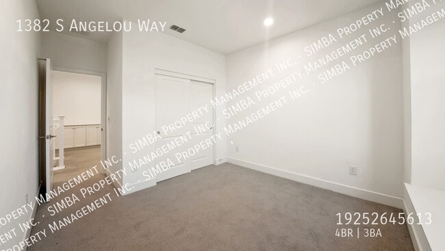 Building Photo - 1382 S Angelou Wy