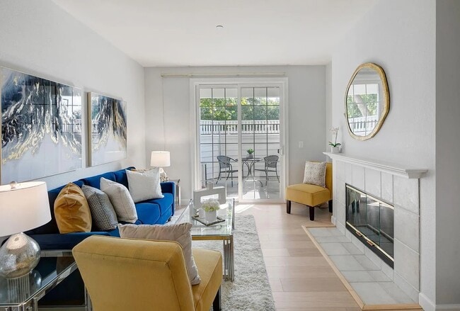 Building Photo - Newly Renovated Unit in Prime Location