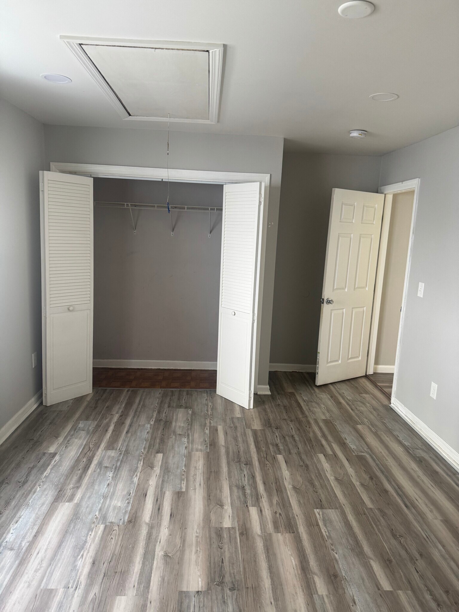 Building Photo - 33 Cliff St