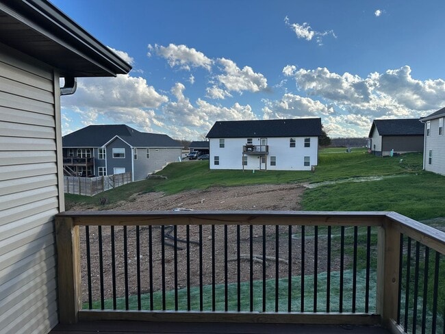 Building Photo - NEW CONSTRUCTION 5 Bed 3 Bath w/ Walk Out Basement Waynesville School District