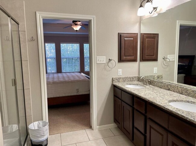 Building Photo - 27 Umbria Ln