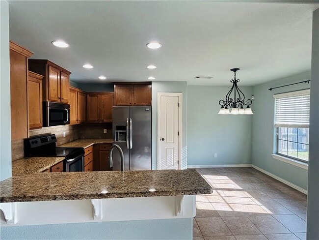 Building Photo - 1209 SW Eventide St