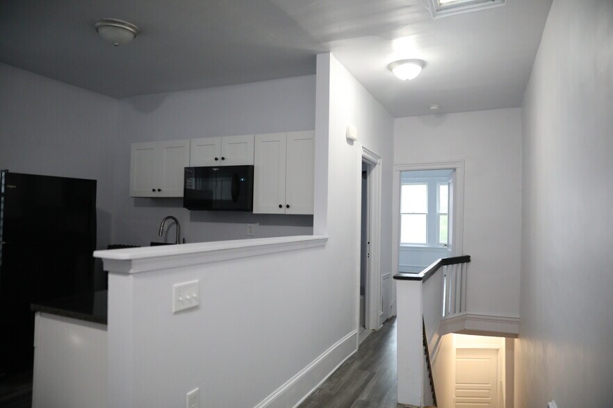 Building Photo - 4826 N Camac St
