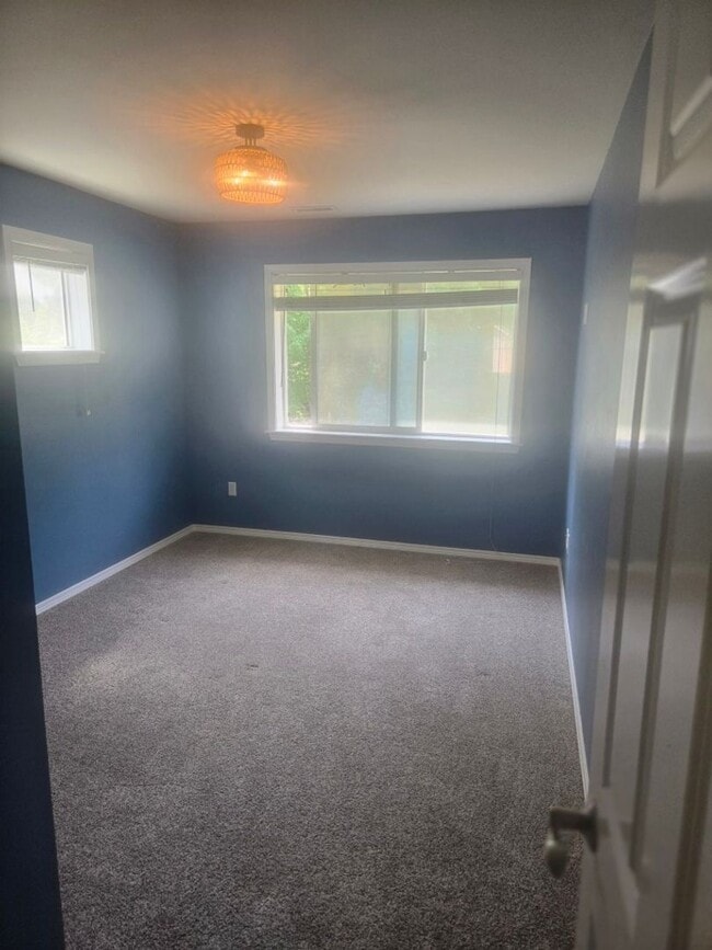 Building Photo - 3bd/2.5ba Maple Valley Home