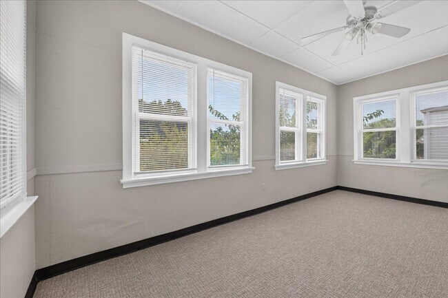 Building Photo - 5252 Bancroft Ave