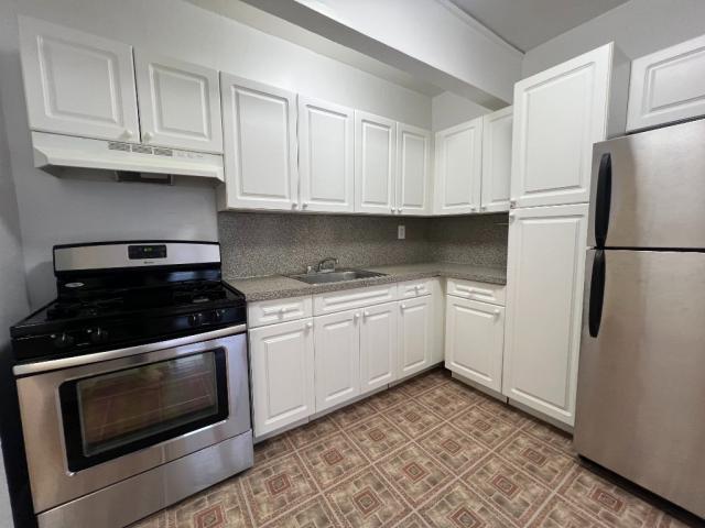 Primary Photo - 1 bedroom in SUNNYSIDE NY 11104