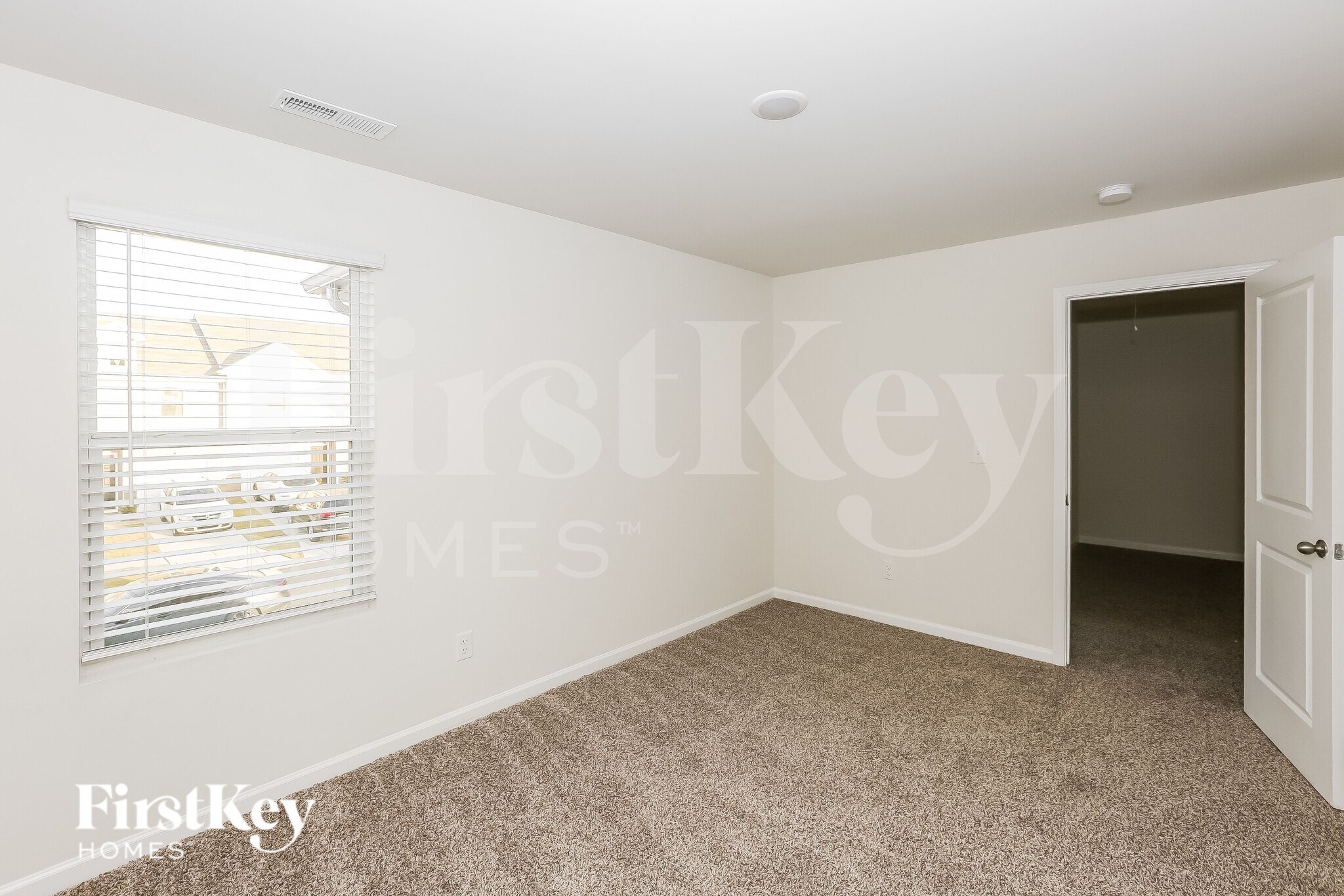 Building Photo - 10717 Rivergate Dr NW