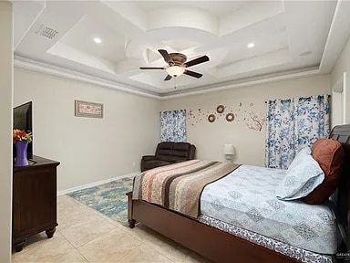 Building Photo - 2100 Rice Ave