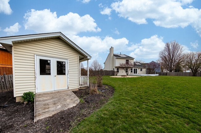 Building Photo - 135 Seton Creek Dr