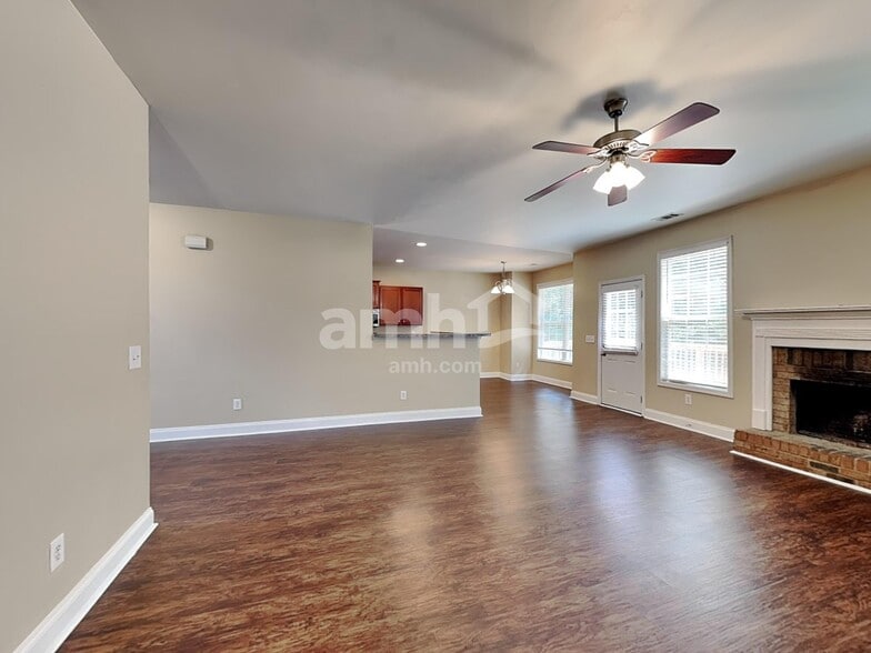 Building Photo - 82 Eagles Nest Dr