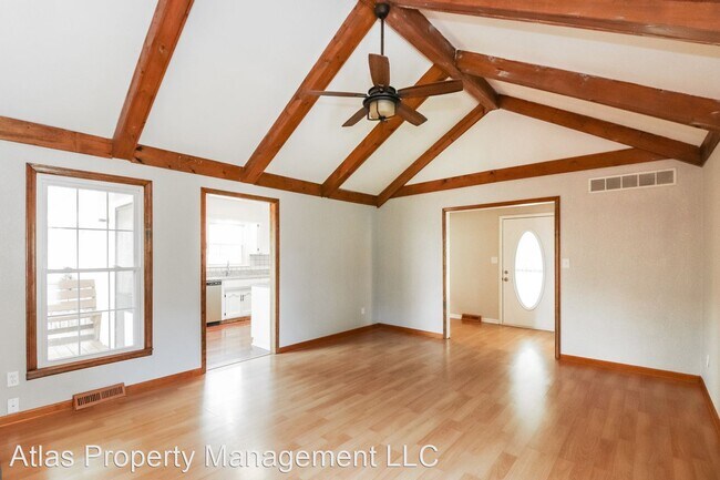 Building Photo - 3 br, 3 bath House - 8202 E 166th St