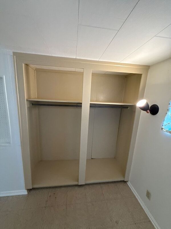 Building Photo - 1947 Marion St SE