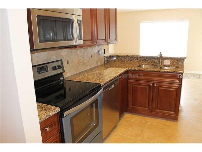 Building Photo - 17802 Jefferson St