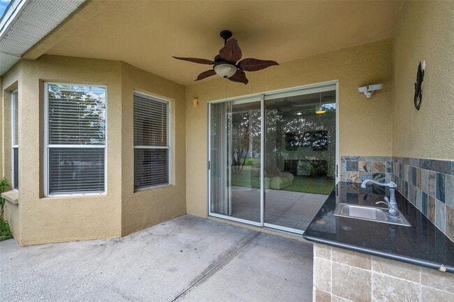 Building Photo - 1915 Fruitridge St