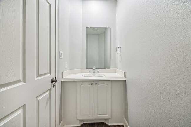 Building Photo - 6510 Carrizo Fall Ct