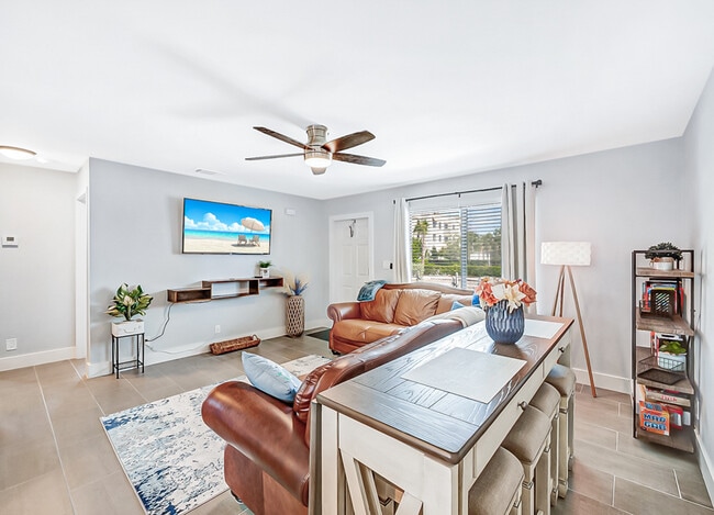 Livingroom from Kitchen - 2013 Wilkins Ave