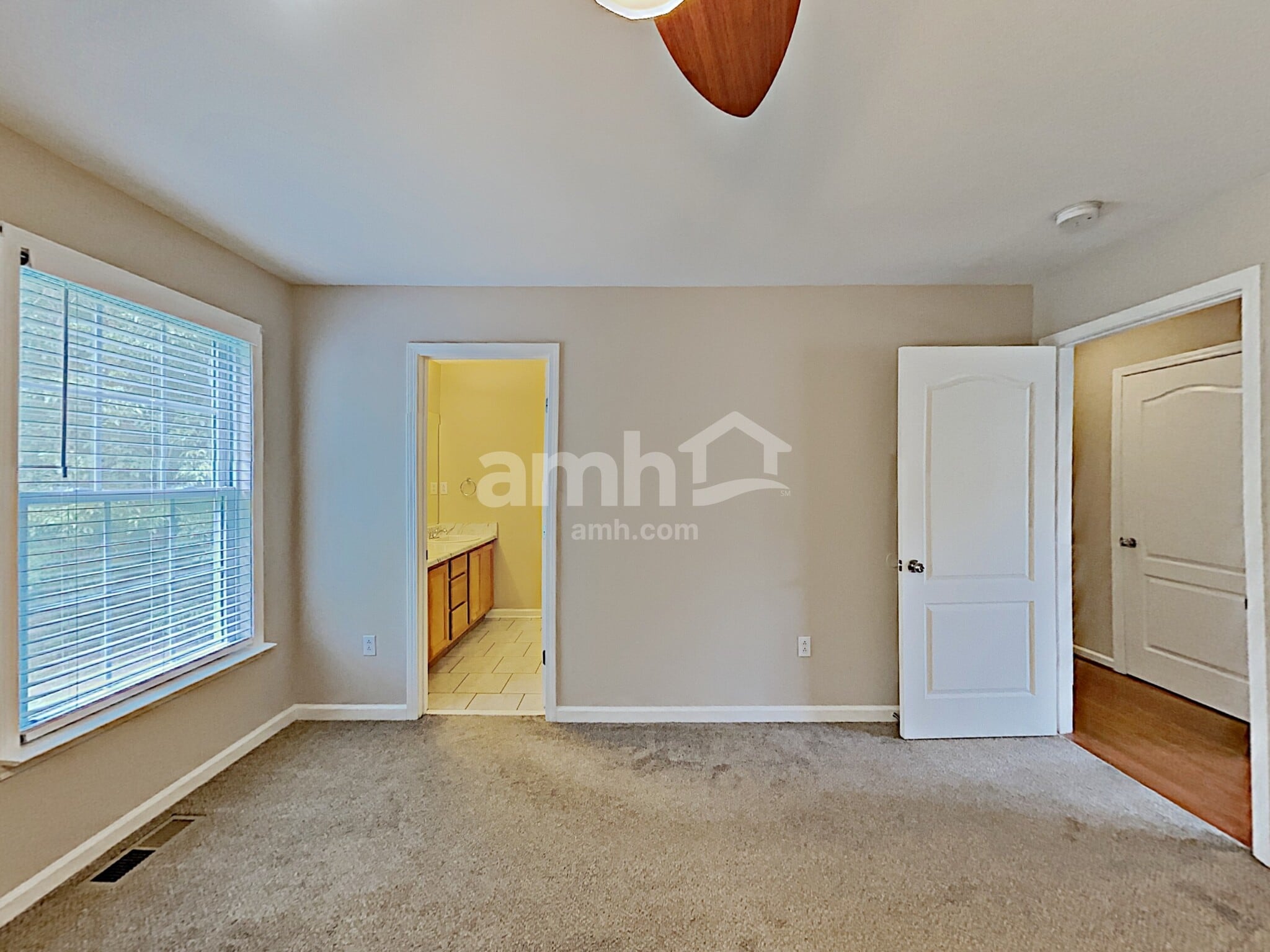 Building Photo - 7209 Sir William Dr