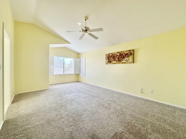 Building Photo - 8159 Dinsmore Dr