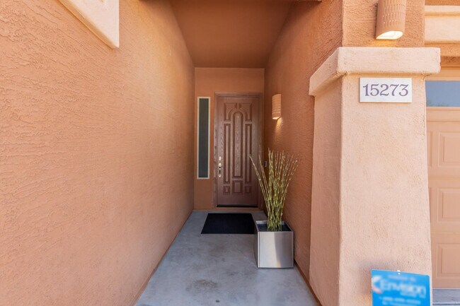 Building Photo - 15273 W Edgemont Ave