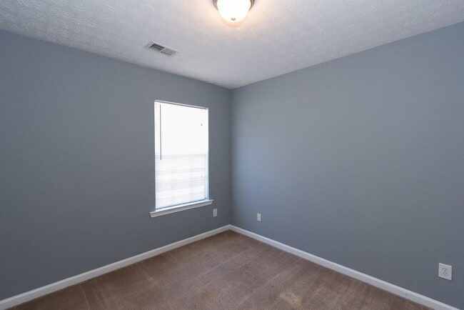 Building Photo - 152 Viewpoint Dr