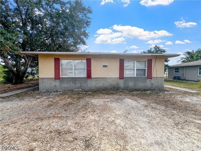 Building Photo - 13037 First St