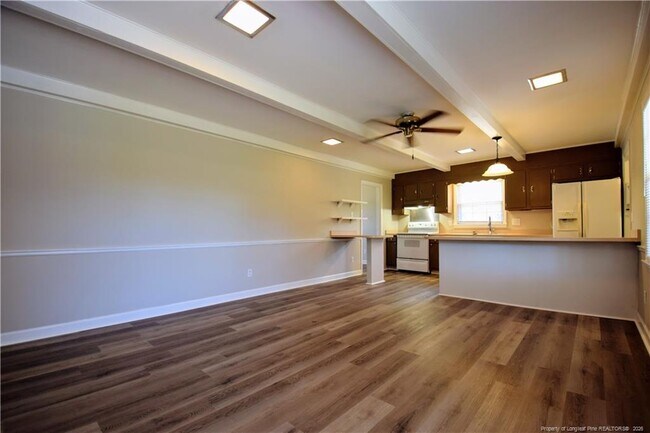Building Photo - 1509 Paisley Ave