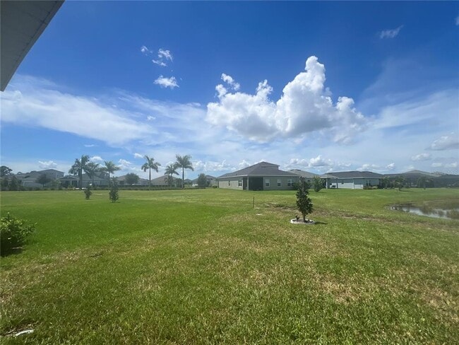 Building Photo - 1717 West Palms Drive