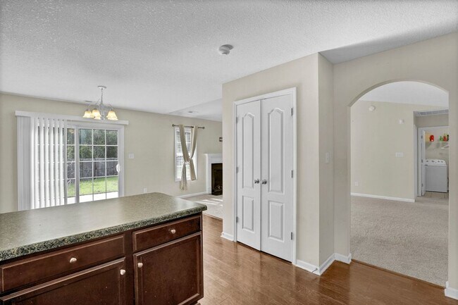 Building Photo - 202 Marsh Haven Dr