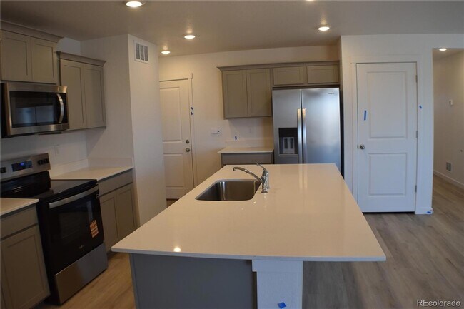 Building Photo - 11750 Foraker Ln