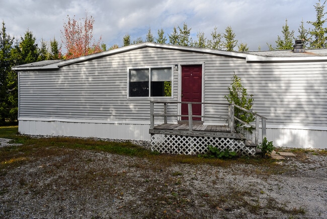 Building Photo - 8 Hilltop Dr