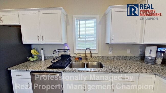 Building Photo - Like New Home with Open Layout and Spacious Rooms