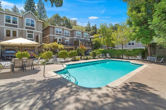 Building Photo - 182 Cuesta De Los Gatos