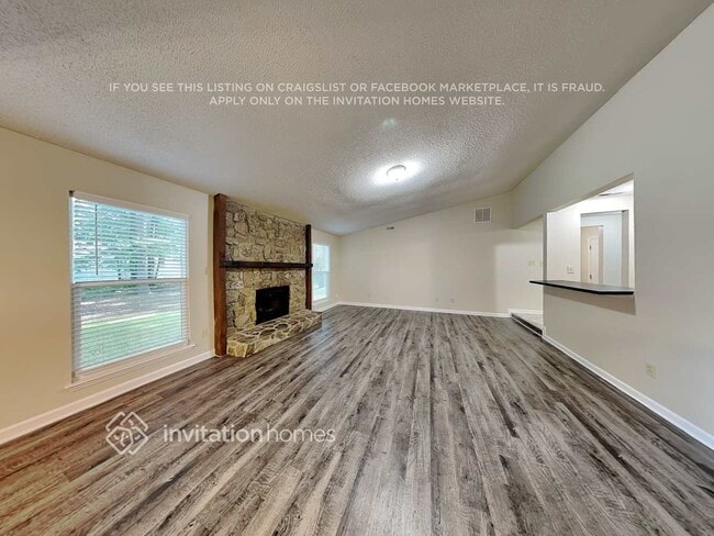 Building Photo - 4700 Cricklewood Ln