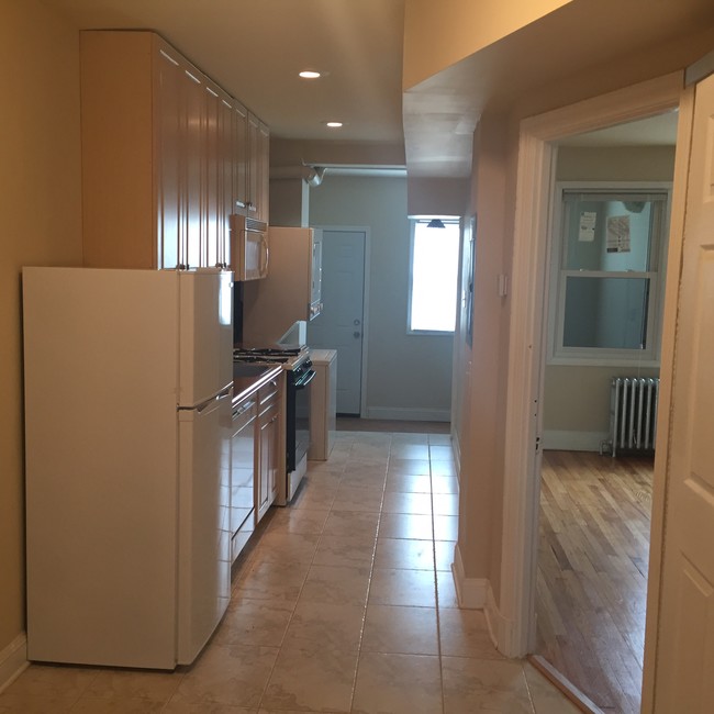 Building Photo - 2821 7th St NE