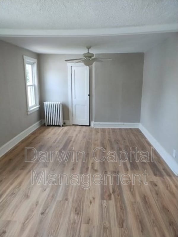 Building Photo - 100 E Holly