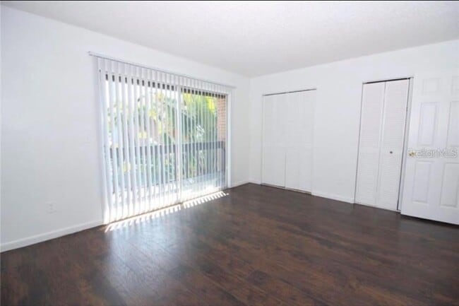 Building Photo - 2332 Huntington Green Ct