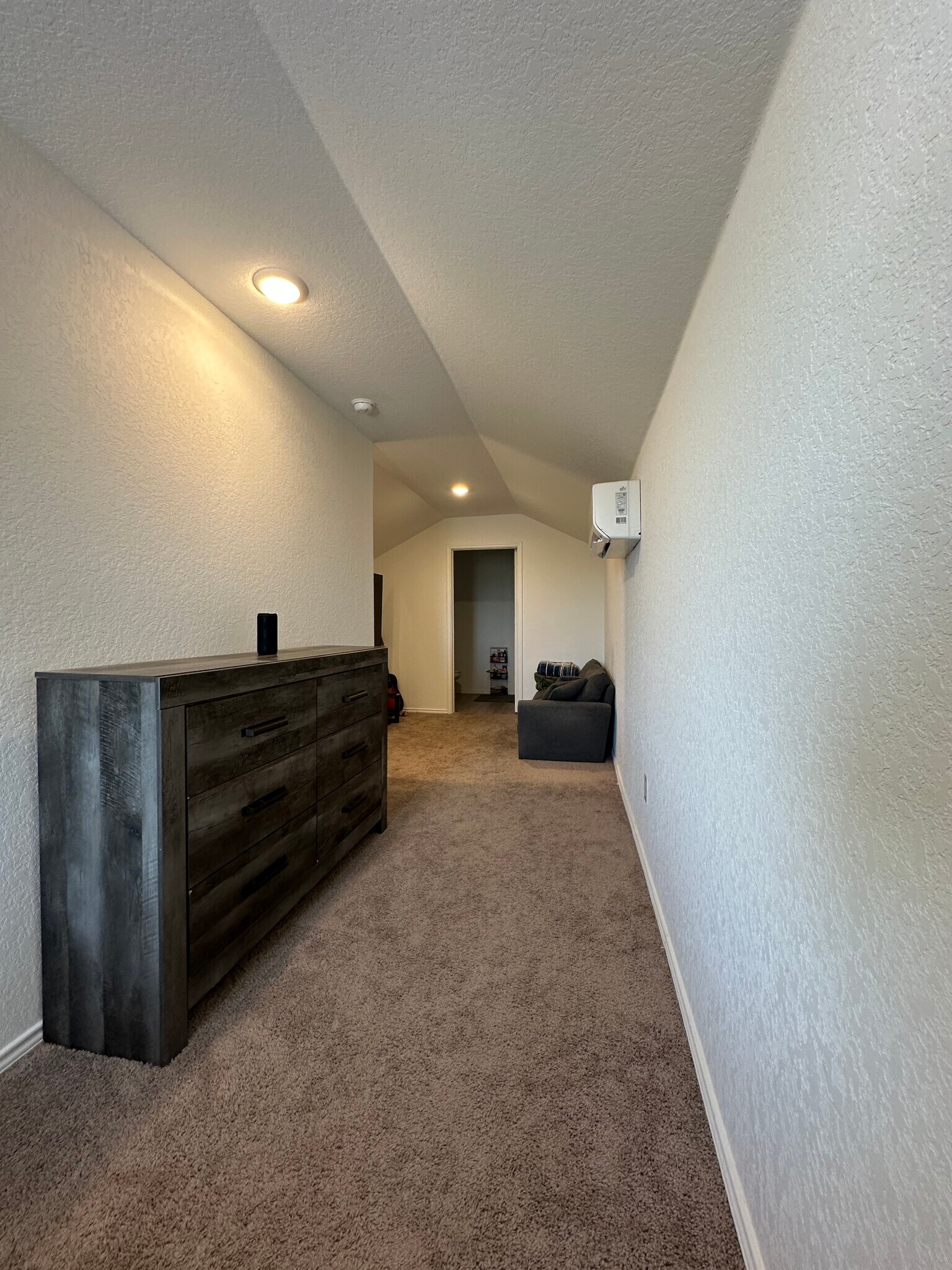 Building Photo - 7148 Elm Cv