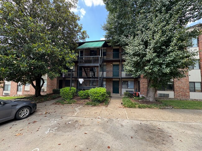 Primary Photo - Hunt Property - Painter Ave.