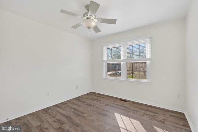 Building Photo - 9594 Inverary Ct