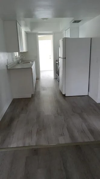 Building Photo - 4204 Deeson Rd