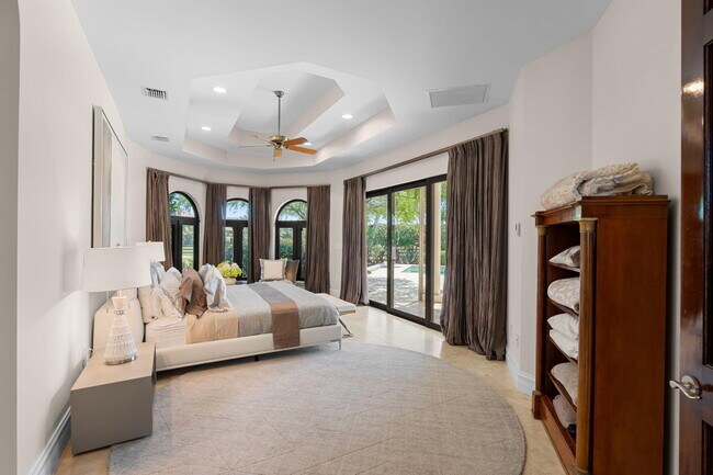 Building Photo - 3310 Palm Beach Point Blvd