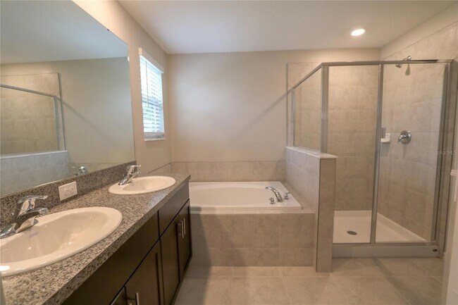 Building Photo - 4714 Norman Oak Pl
