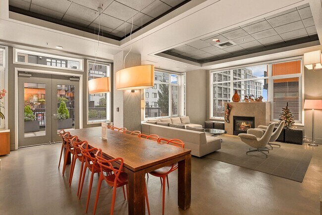 Building Photo - Amazing Views & All the Amenities at The Ellington w/Parking! $2600
