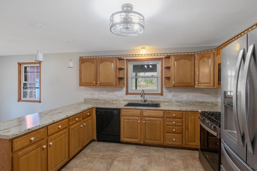 Building Photo - 6961 Collamer Rd